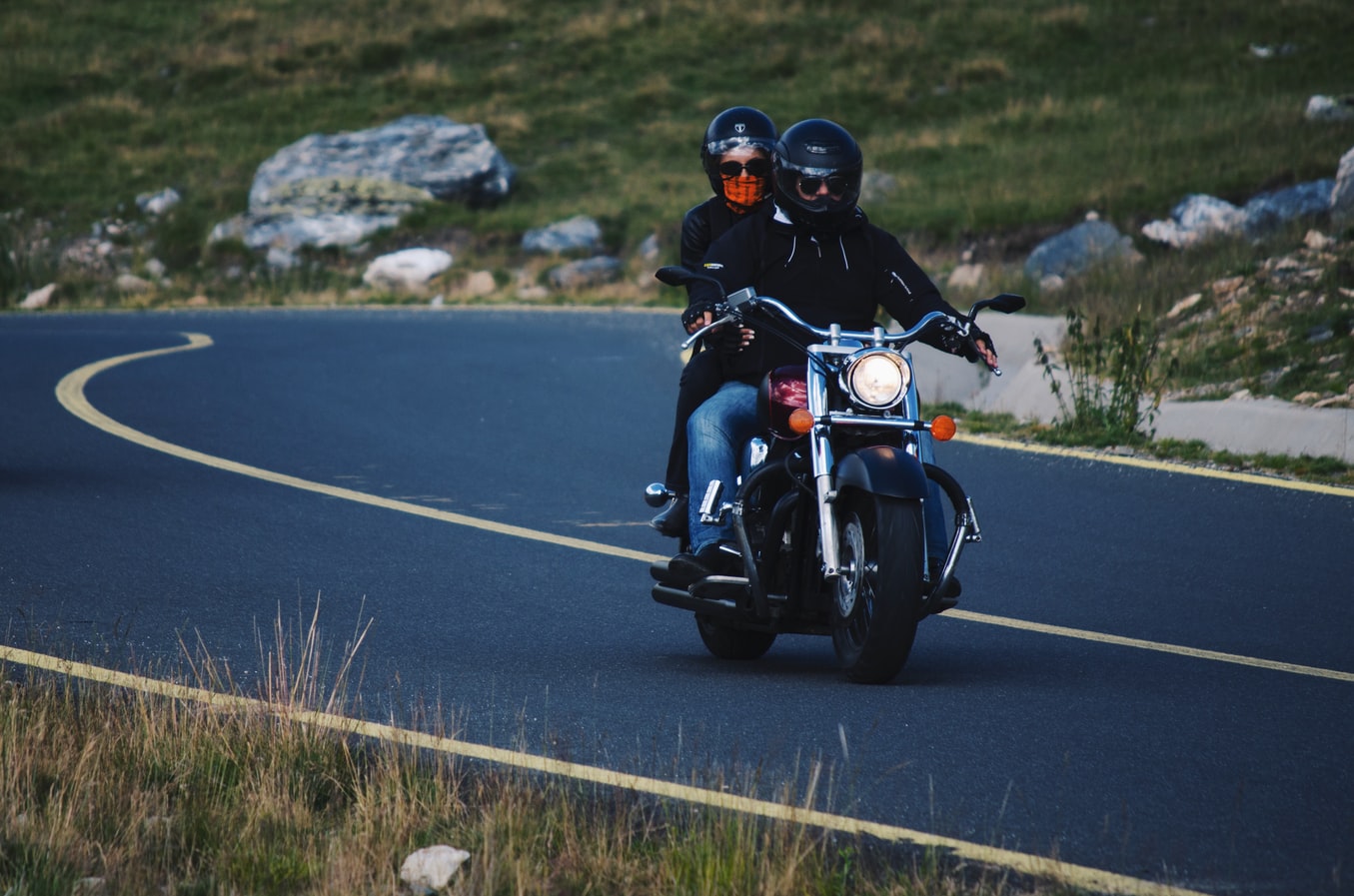 You are currently viewing Le bonheur de la conduite d’une moto et les dangers encourus