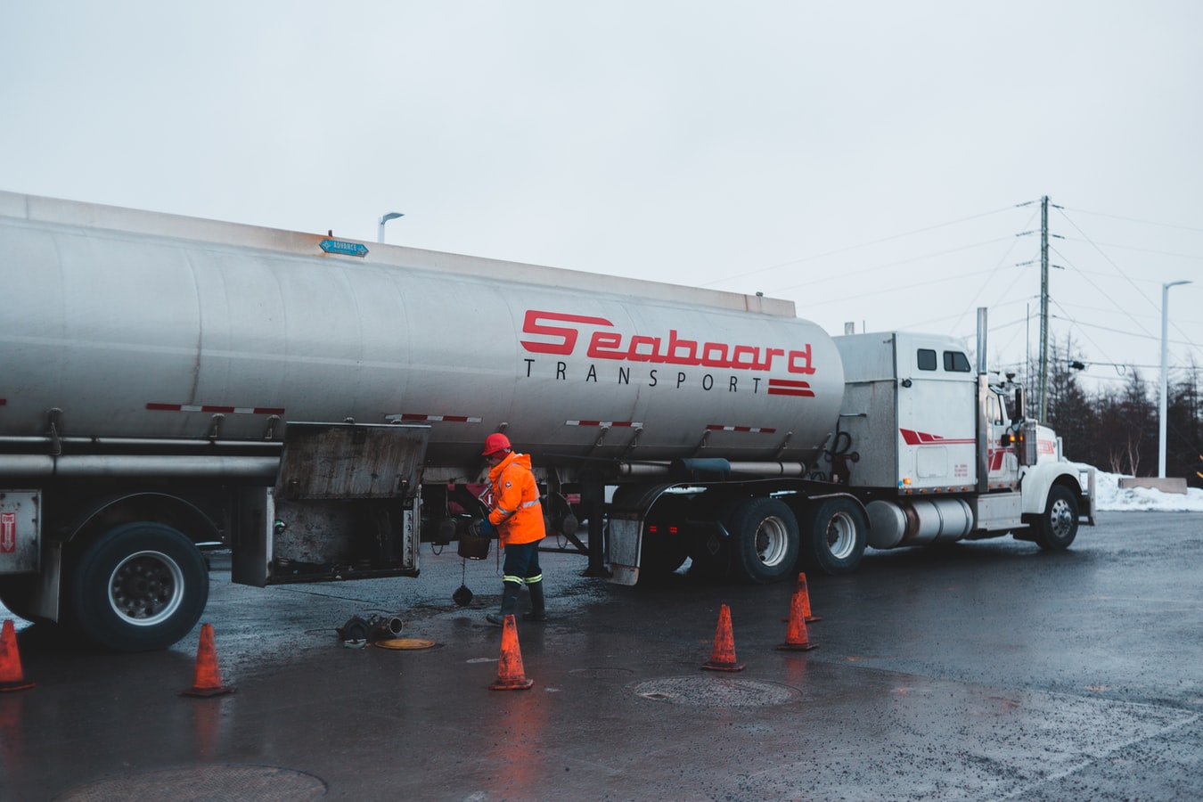 You are currently viewing Le diesel pour les camions, pourquoi ce choix ?