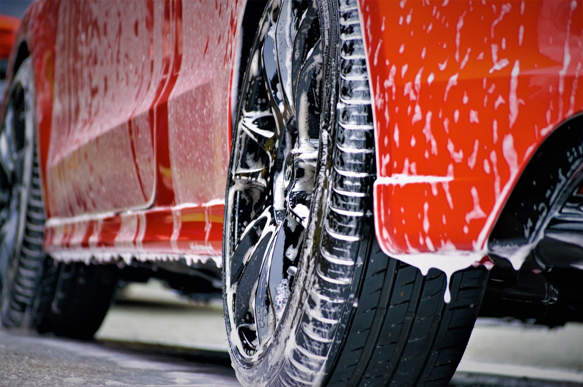Lire la suite à propos de l’article Comment choisir le type de pneu adapté pour votre voiture de tourisme ?